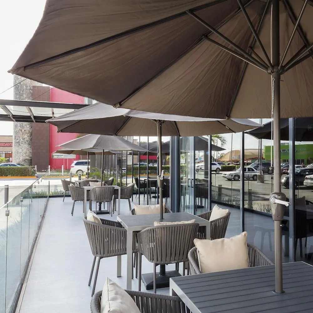 Hampton Inn By Hilton Cancun Cumbres Hotel
